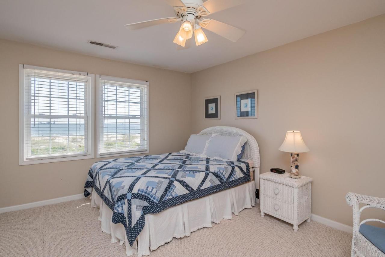Katie Lou'S Place By Oak Island Accommodations Caswell Beach Exteriér fotografie