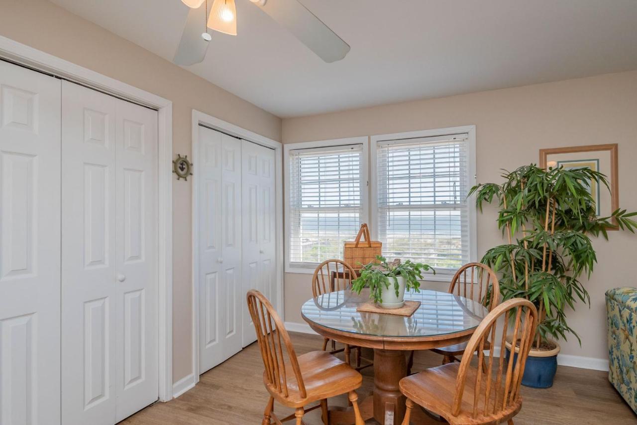 Katie Lou'S Place By Oak Island Accommodations Caswell Beach Exteriér fotografie