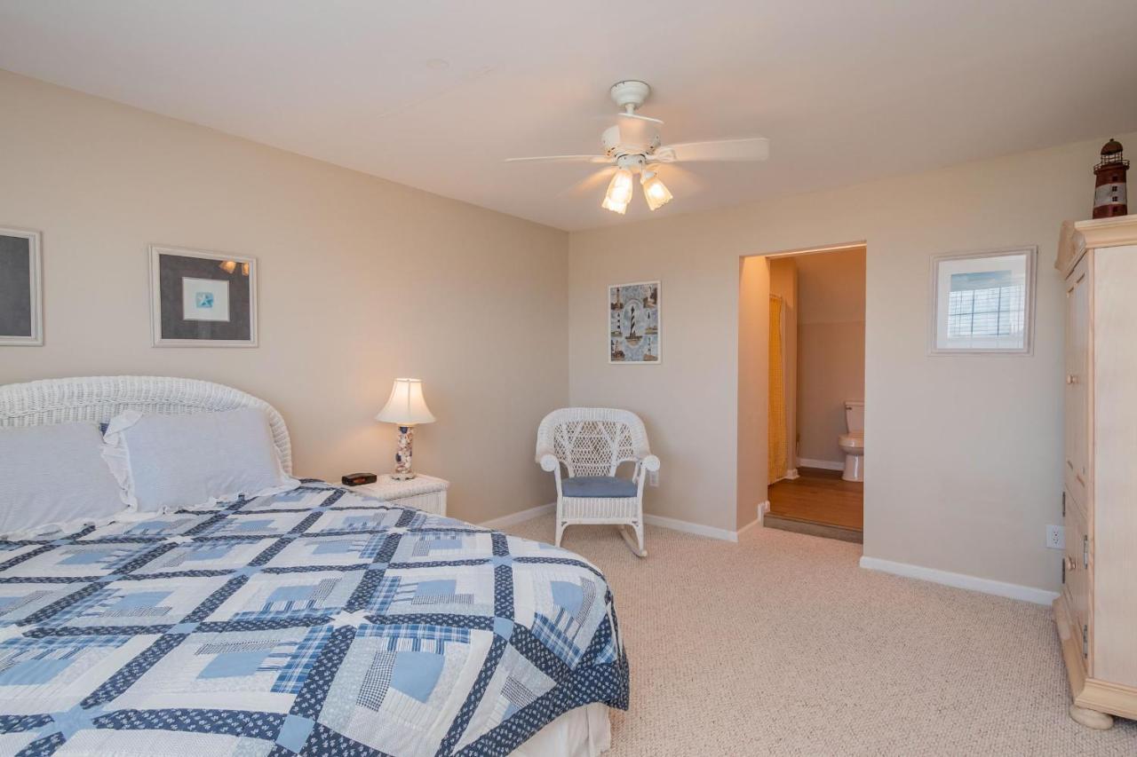 Katie Lou'S Place By Oak Island Accommodations Caswell Beach Exteriér fotografie